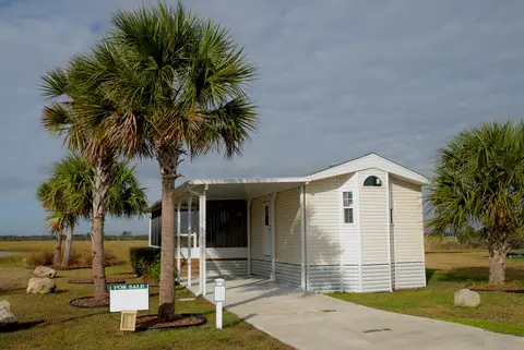 How do you find mobile home parks for people 55 and older?