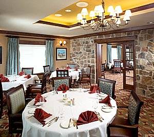 Gleannloch Farms dining room