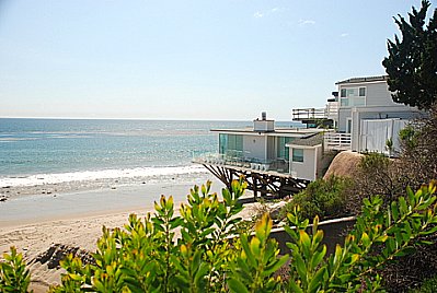 luxury home on ocean