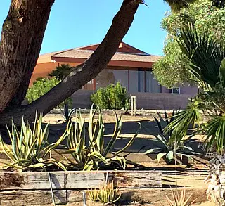 Desert Crest Country Club clubhouse