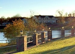 Fairway Manor lakeside senior apartments