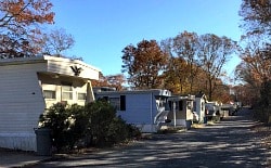 Ramblewood Park senior mobile home trailer park in Calverton NY