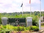 Harbor View Links entry sign in Port Washington, NY