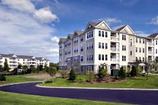 Reading Woods condo building in Reading Ma
