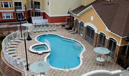 Florida apartment pool