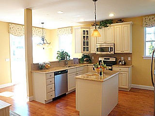 Vineyards at Moriches Lillet model home kitchen