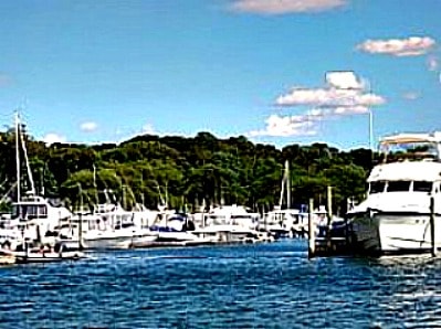 Long Island boats in a harbor on the North Shore of Long Island, NY