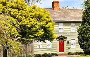 New England colonial home