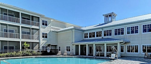 Water's Edge of Lake Wales Florida pool